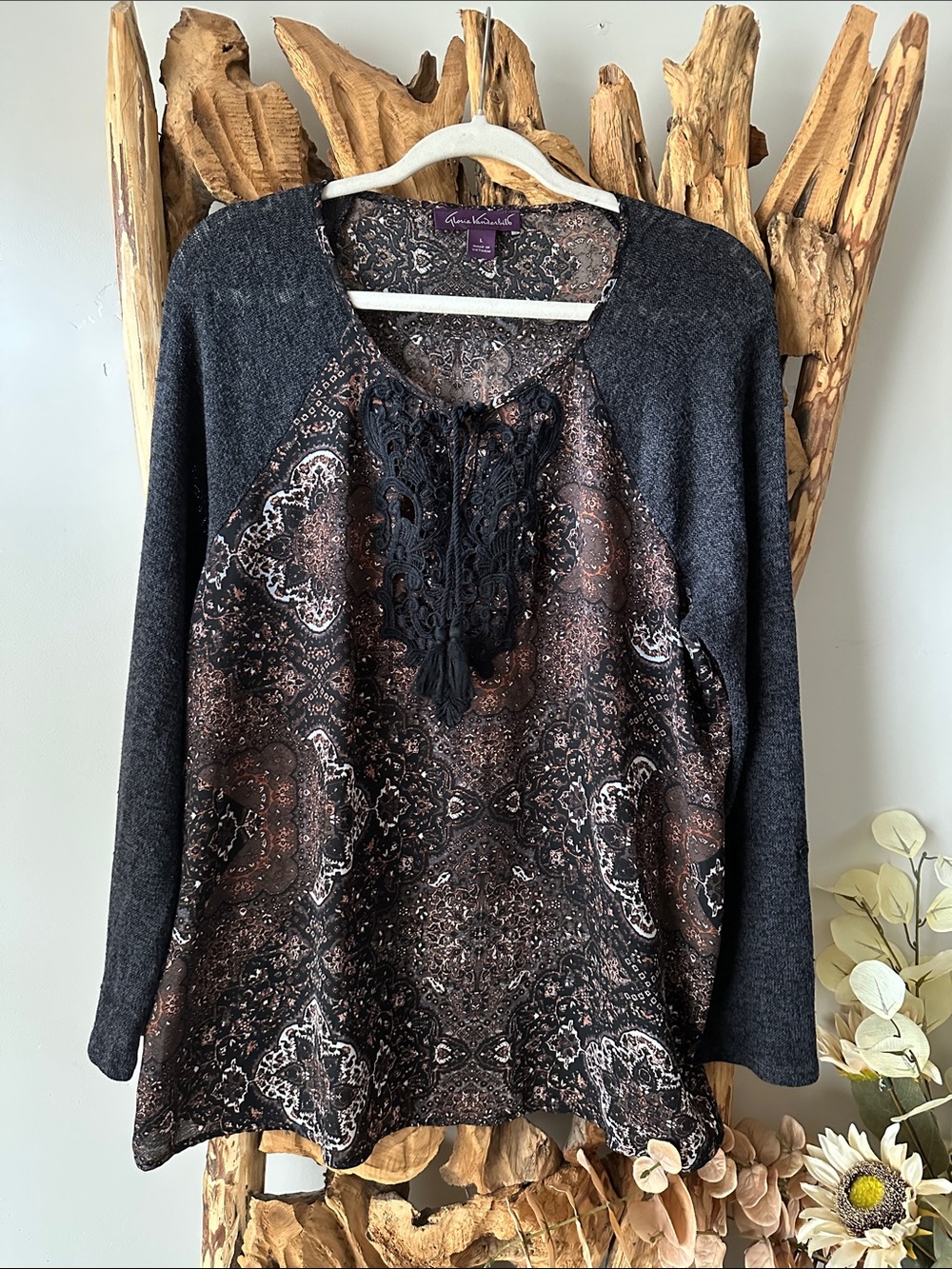 Gloria Vanderbilt Black & Brown Paisley Knit Raglan Tunic with Tassel